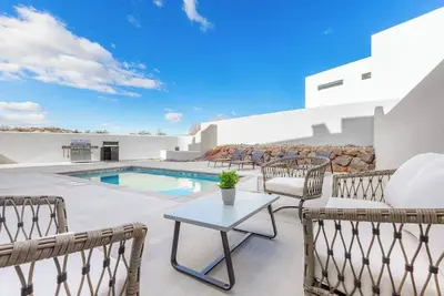 Image de Private Pool & Hot Tub - Rooftop Fire Pit - Near Zion