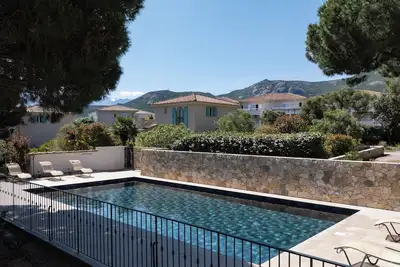 Image de Villa de standing avec piscine
