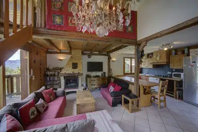 Image de Beautiful apartment in a chalet, shared sauna at the foot of the slopes