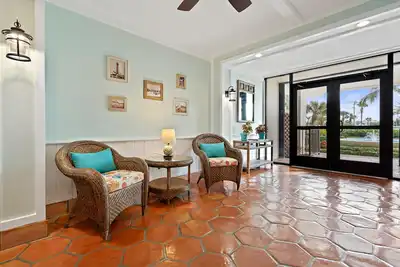 Third Home Travelers Welcome to Paradise