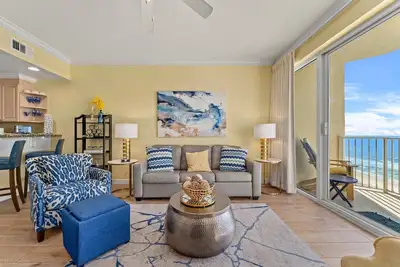 Image de Boardwalk Beach Resort1 Bedroom sleeps 6 Zero entry pool W\/Tiki Bar Pool side