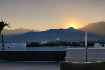 Image de Experience Puerto Vallarta, New Boutique Condo, 2 Br;2 Ba