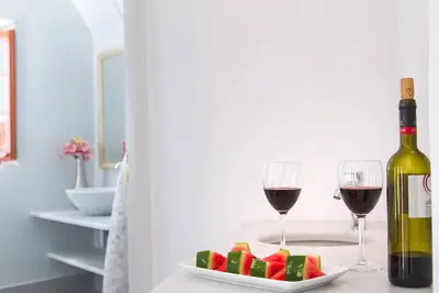 Image de Stunning Caldera Views | Oia Mare Villas Cave Standard Studio with Caldera & Sea View | Caldera Sunsets by VillaMore