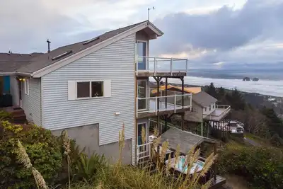 Image de Stunning Ocean Views with Hot Tub