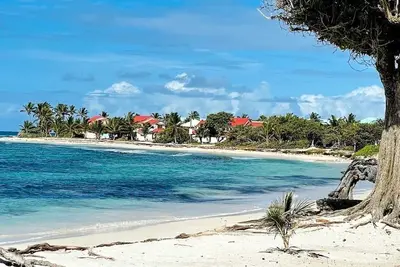 Image de Appartement Dany Caraibes bord de mer 2 chambres 75m² Résidence Crystal Beach