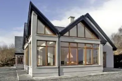 Image de Bright, 4 double bedrooms sleeps 10, pool table