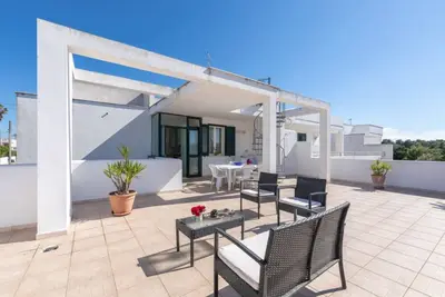Image de Comfortable house with large terrace for outdoor dining in San Foca just 100 meters from the sea