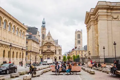 Image de Ideally located between the Marais and the rue Oberkampf