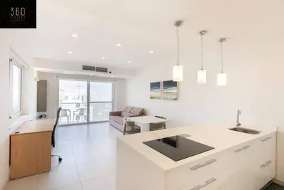 Image de A 2br Apt in the quaint village of Marsaskala & Ac
