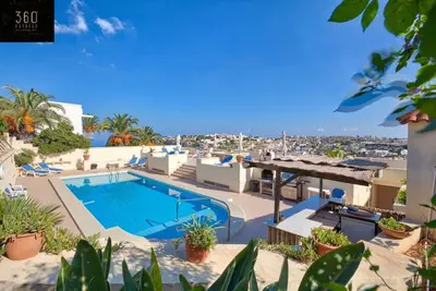 Image de One of a kind villa with Wi-Fi, Private pool & Bbq
