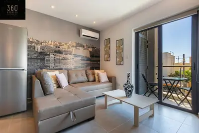 Image de High-End central Apt with comfy Bed & Super Wifi