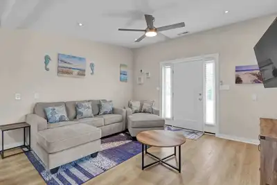 Image de Beachwood Bungalow B, walk to beach and boardwalk