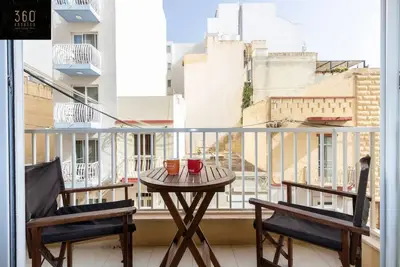 Image de Beautiful, Top Notch 1 Br Apt just off the coast