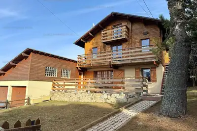 Image de Chalet 4 faces 80m² proche lac avec garage