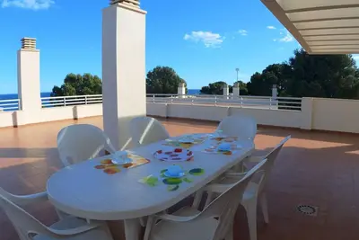 Image de Apartamento con Espectaculares Vistas al Mar (Llobeta 3a)