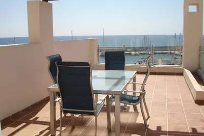Image de Magnifico Apartamento A Menos de 50m De La Playa Residencial Marina Del Port 35
