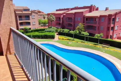 Image de Spacieux duplex avec piscine à 200m de la mer, 4 chambres, idéal pour les familles