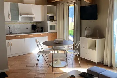 Image de Joli appartement climatisé, cœur du village, 2ème étage