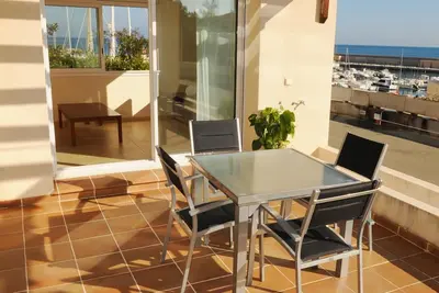 Image de Apartamento Con Impresionantes Vistas Al Mar Residencial Marina Del Port 37-38-39