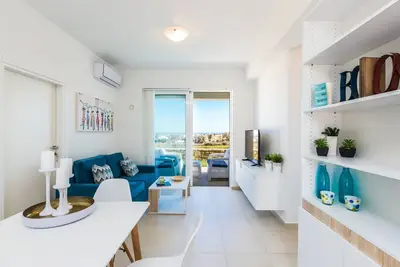 Image de Tsv 17- Sunny 2-bedroom villa in Triton Sea View development