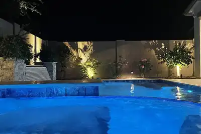Image de Beautiful Private Home, Pool & Spa, close to sporting complexes & entertainment