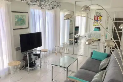 Image de Studio Antibes accès direct à la plage