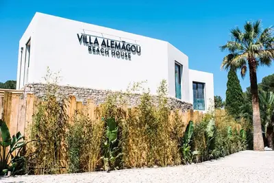 Villa avec piscine privée