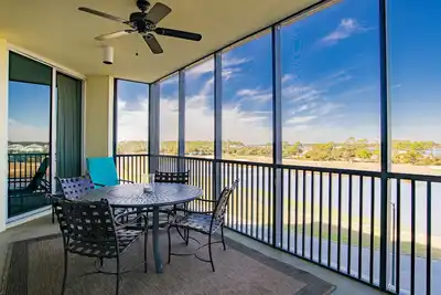Image de The StayNPlay Condo! Free Golf! Private Beach Club!