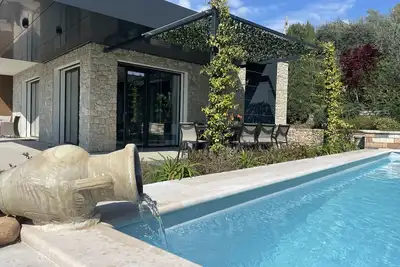 Image de Regarda - Luxury \"Villa Orizzonti\" with private pool and breathtaking lake view