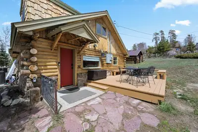 Image de Cozy Silverthorne Cabin • Near Rainbow Rd & Major Ski Resorts