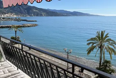 Image de Appt T3 front de mer. Climatisé, vue exceptionnelle4/5 personnes