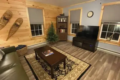 Image de 2 Bedroom Cottage - Adirondack Basecamp
