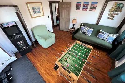 Image de Launch your next adventure from here: plenty of beds, plenty of parking, plenty of fun