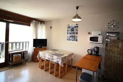 Image de 70m du centre station, 6ème étage, balcon, télévision, casier à ski, 26m², Auris en Oisans