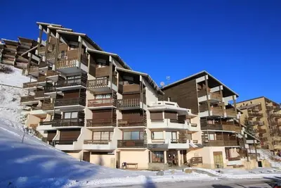 Image de 300m du centre station, 5ème étage, vue forêt, balcon, télévision, 32m², Auris en Oisans