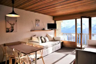 Image de Au pied des commerces, 5ème étage, balcon, télévision, casier à ski, 27m², Auris en Oisans