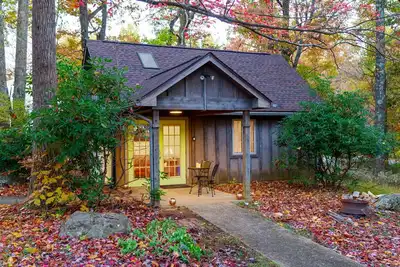 Image de Hanging Rock Cabin -