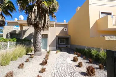 Image de Luxury Portuguese Villa | 3 Bedrooms | Villa Gustas | Prime Location & Great For Families | Vilamoura