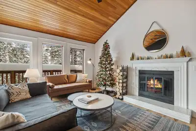 Image de Cozy Home Just Minutes from Town & Ski Resort