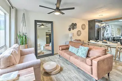 Image de Patio & Workspace: Litchfield Park Vacation Rental