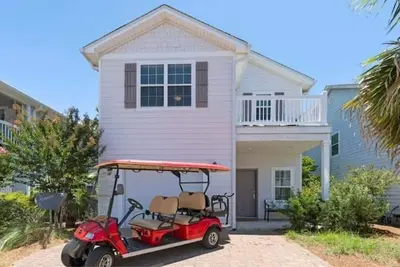 Image de New Listing-Golfcart, pool, kid friendly home on 30a beside Rosemary
