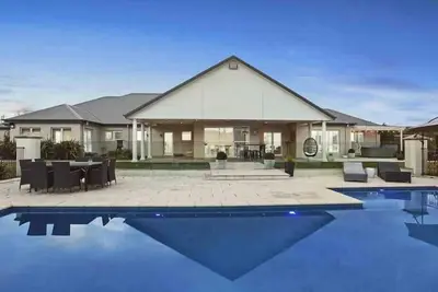 Image de The York Residence in Hartley Nsw - Newly Listed