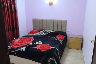 Charming 2-Bed Apartment in el zahabiazahabia