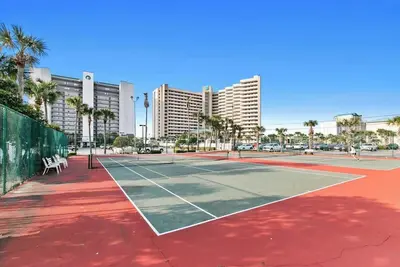 Image de Emerald Towers 1102
