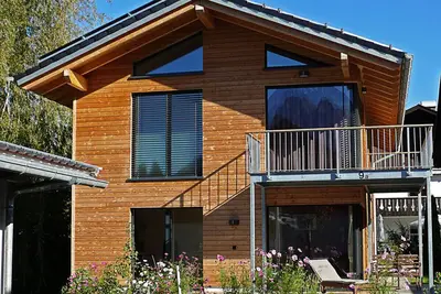 Image de Exclusive Mondholz vacation apartment in a very quiet and central location in Garmisch