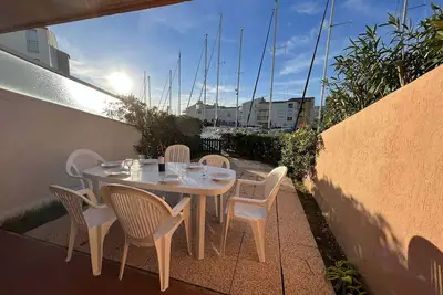 Image de Grand 3 Pièces avec Terrasse, Lave-Linge et Lave-Vaisselle, Animaux Acceptés