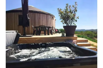 Image de L'Insolite de charme avec Spa et Panorama, proche Sarlat!