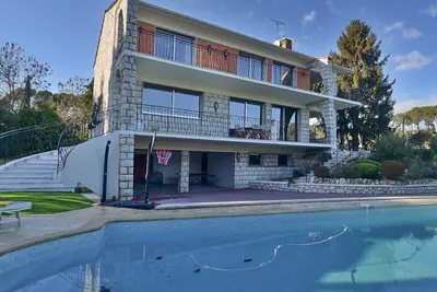 Image de Magnifique demeure avec piscine et jardin Mougins