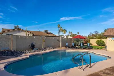 Image de Scottsdale Oasis: Pool & Game Room