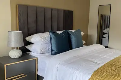 Cozy Studio Apt| 5★Location|Self checkin